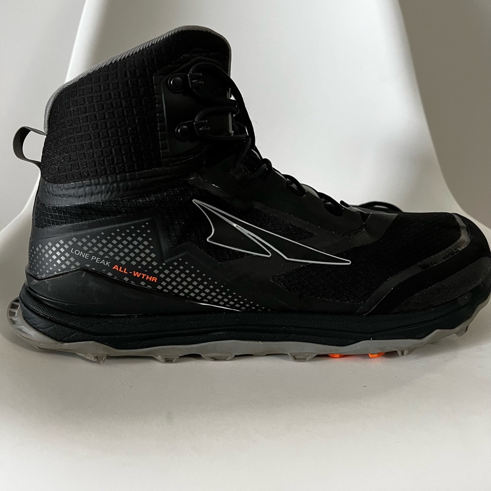 Altra Men’s Lone Peak ALL-WTHR Mid